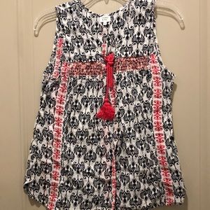 Coral and navy tank top